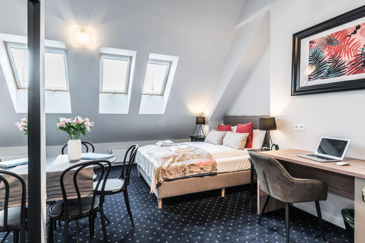 Rent Like - Serenity - Old Town Hotel apartamentowy